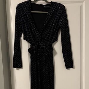 Zara Black Long Sleeve Shimmery Velvet Dress